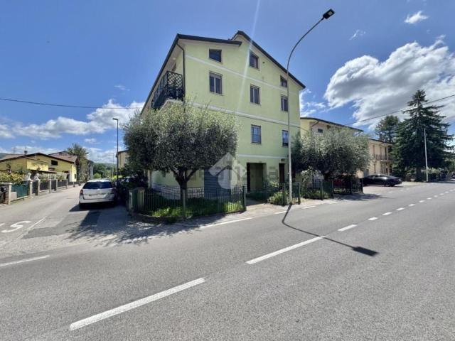 Appartamento in vendita di 120 m² in Via Eugubina, 54