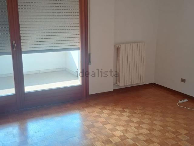 Appartamento in vendita di 120 m² in Via Europa