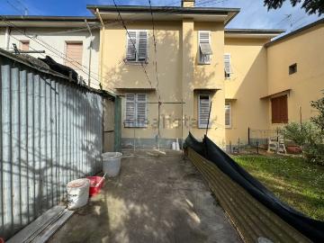 Appartamento in vendita di 120 m² in Via Fonda