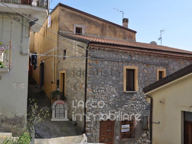 Appartamento in vendita di 120 m² in Via fontana della terra