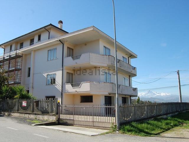 Appartamento in vendita di 120 m² in Via Fonte del Capitano, 21