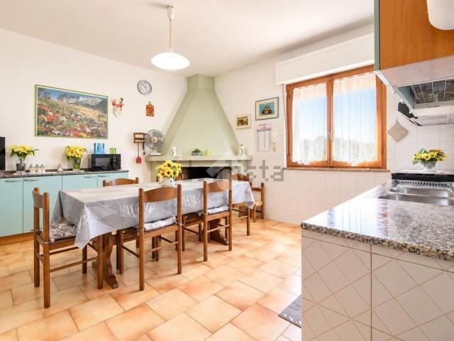 Appartamento in vendita di 120 m² in Via Fabrizio de André, 8