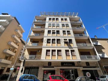 Appartamento in vendita di 120 m² in Via Filippo Turati, 16