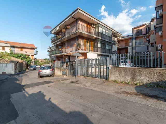 Appartamento in vendita di 120 m² in Via Finocchiari, 69