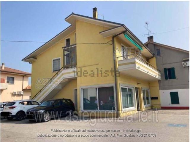 Appartamento in vendita di 120 m² in Via Flaminia, 205