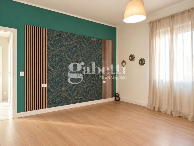 Appartamento in vendita di 120 m² in Via Francesca Vergine dei Pini