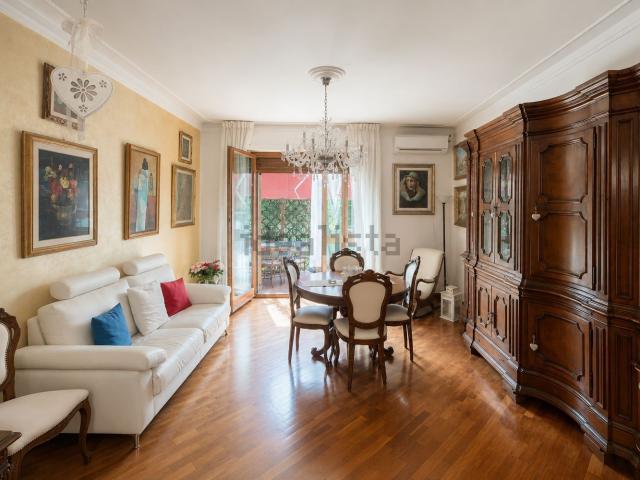 Appartamento in vendita di 120 m² in Via Francesco Ferrucci