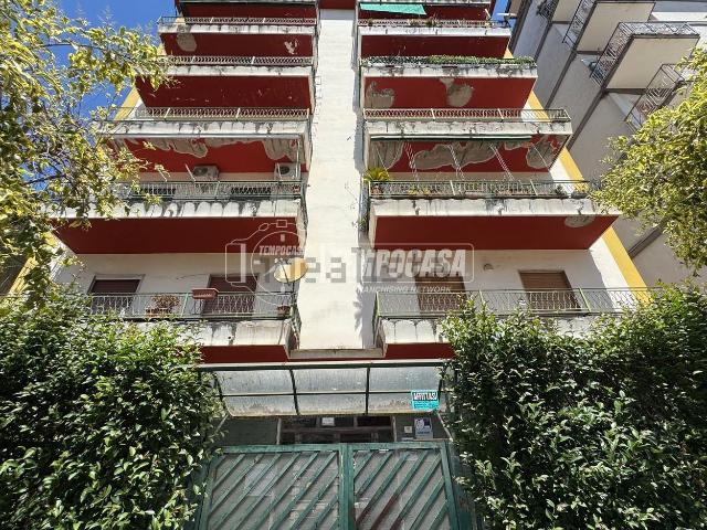 Appartamento in vendita di 120 m² in Via Fulvio Renella