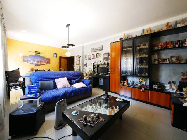 Appartamento in vendita di 120 m² in Via I. Marchiani