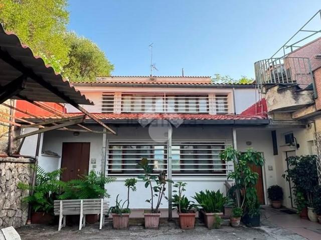 Appartamento in vendita di 120 m² in Via Indipendenza, 254