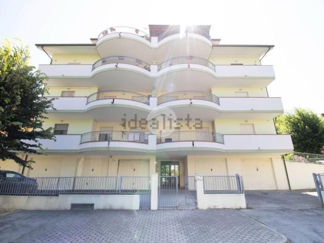 Appartamento in vendita di 120 m² in Via Italo Di Febo, 2