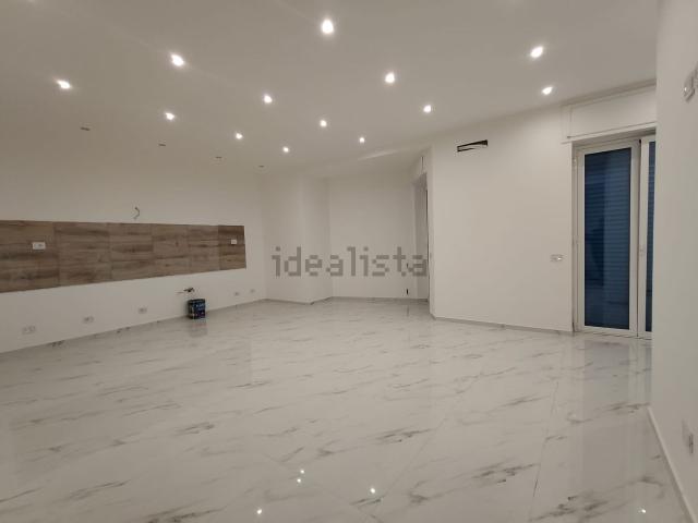 Appartamento in vendita di 120 m² in Via Oglio