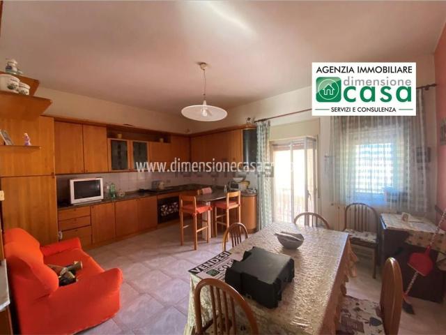 Appartamento in vendita di 120 m² in Via Lambruschini, 3