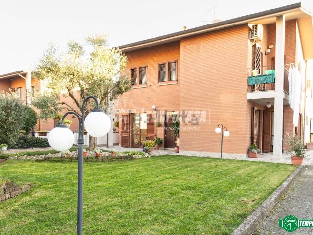 Appartamento in vendita di 120 m² in Via Leonardo da Vinci, 5