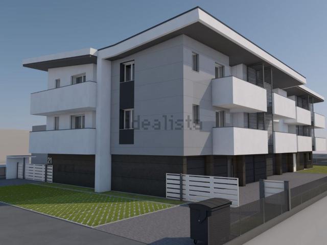 Appartamento in vendita di 120 m² in Via Leopoldo Nobili