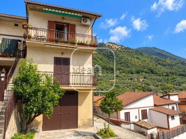 Appartamento in vendita di 120 m² in Via Lesca, 28