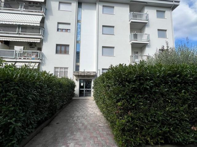 Appartamento in vendita di 120 m² in Via Luigi Einaudi, 59