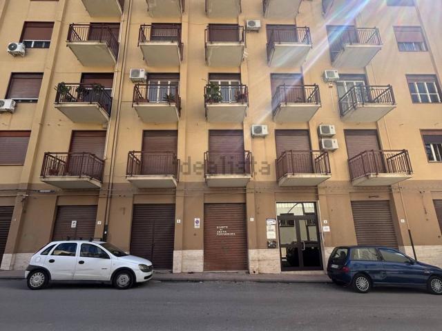 Appartamento in vendita di 120 m² in Via M. Rampolla, 5