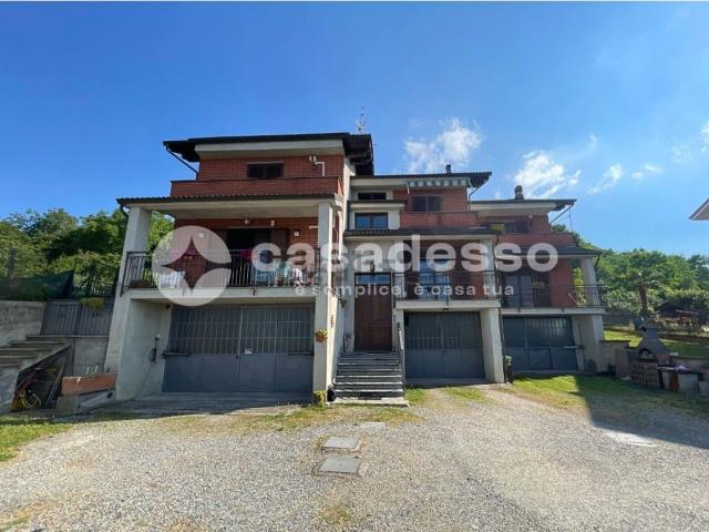Appartamento in vendita di 120 m² in Via Monsignor Vittorio Moietta, 24