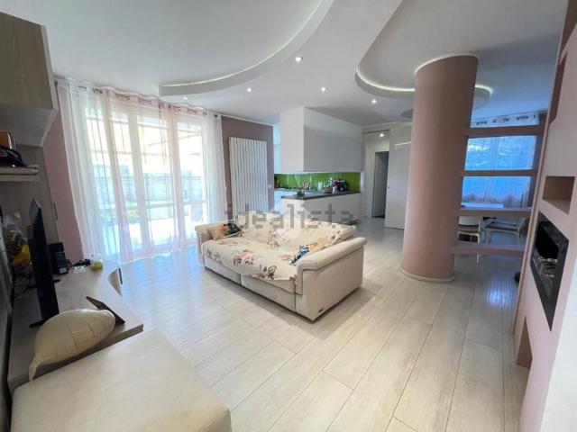 Appartamento in vendita di 120 m² in Via Monteverdi, 7