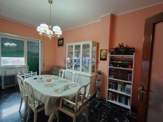 Appartamento in vendita di 120 m² in Via Monte Grappa