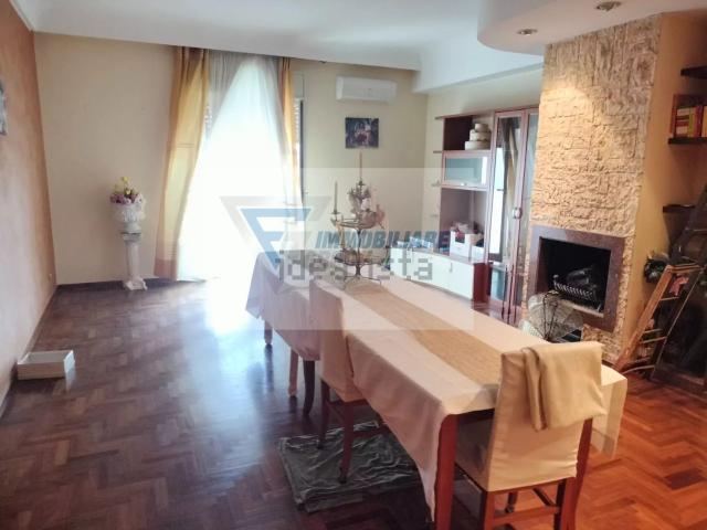 Appartamento in vendita di 120 m² in Via Monte Rosa