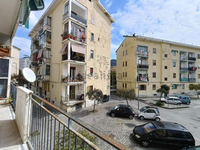 Appartamento in vendita di 120 m² in Via Montelungo