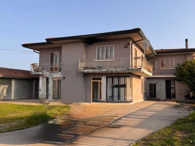Appartamento in vendita di 120 m² in Via Moranda
