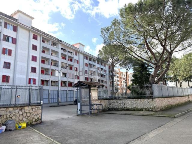 Appartamento in vendita di 120 m² in Via Mauro Calvanese, 74