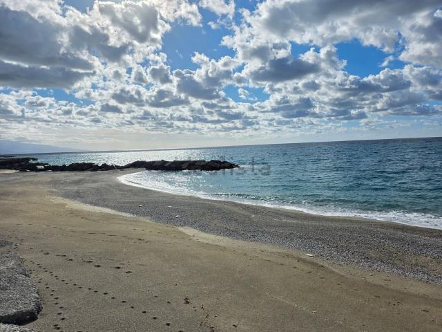 Appartamento in vendita di 120 m² in Via Macchia di Mare, 82