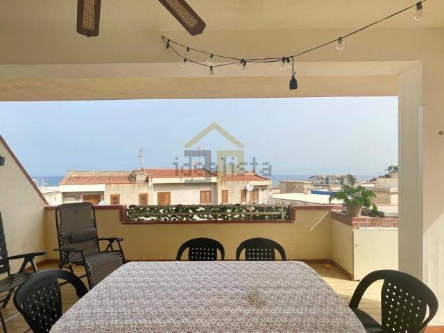 Appartamento in vendita di 120 m² in Via Mar Tirreno