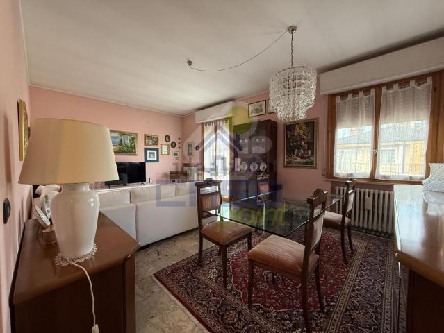 Appartamento in vendita di 120 m² in Via Marcheselli