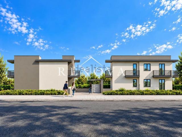 Appartamento in vendita di 120 m² in Via Maria Montessori, 43