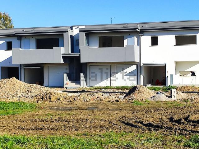 Appartamento in vendita di 120 m² in Via Martiri della Libertà