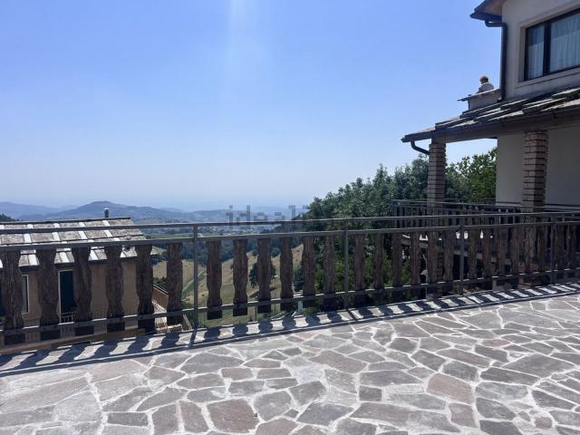 Appartamento in vendita di 120 m² in Via Mercato