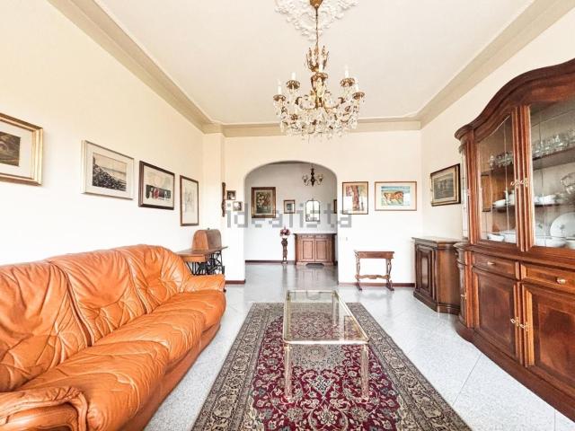 Appartamento in vendita di 120 m² in Via Michelangelo Buonarroti, 36