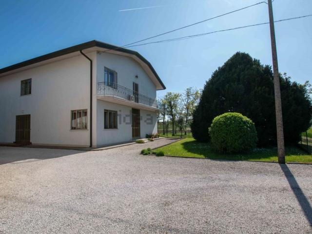 Appartamento in vendita di 120 m² in Via Mussetta di Sopra