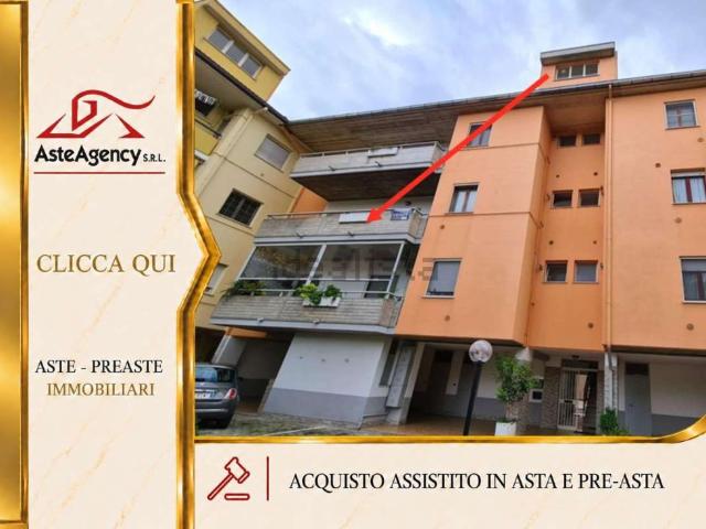 Appartamento in vendita di 120 m² in Via Nazareno Fonticoli
