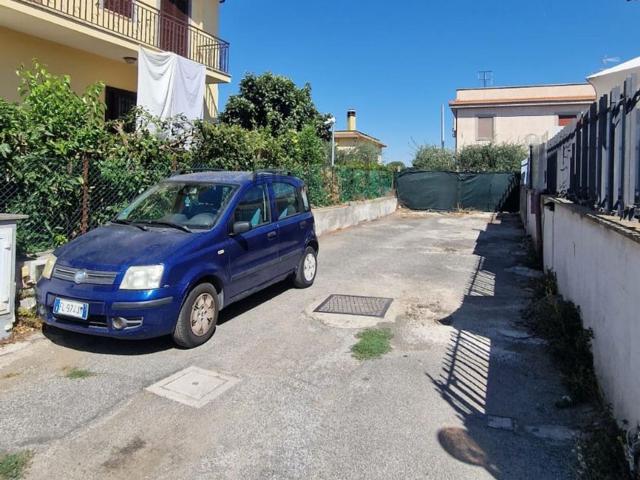 Appartamento in vendita di 120 m² in Via Nettunense, 154