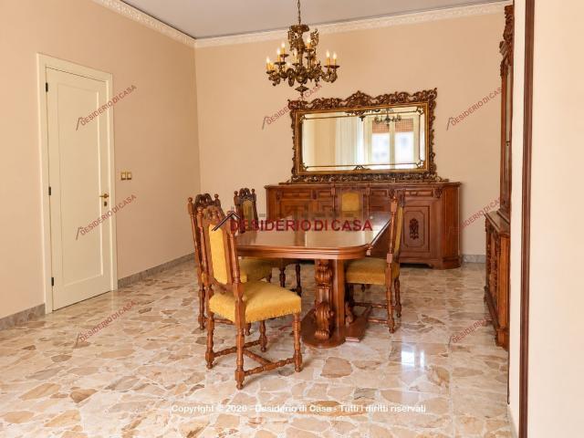 Appartamento in vendita di 120 m² in Via Nicola Barbato, 7