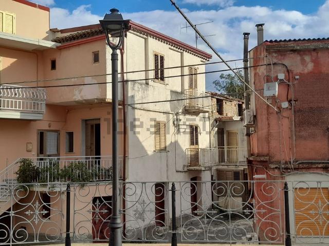 Appartamento in vendita di 120 m² in Via S.S. Rosario