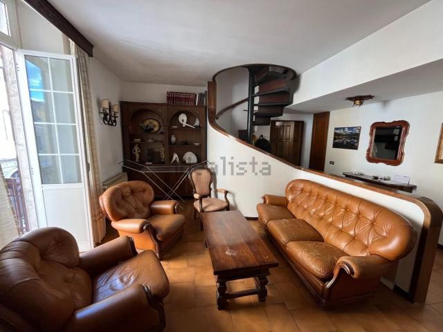 Appartamento in vendita di 120 m² in Via Solferino