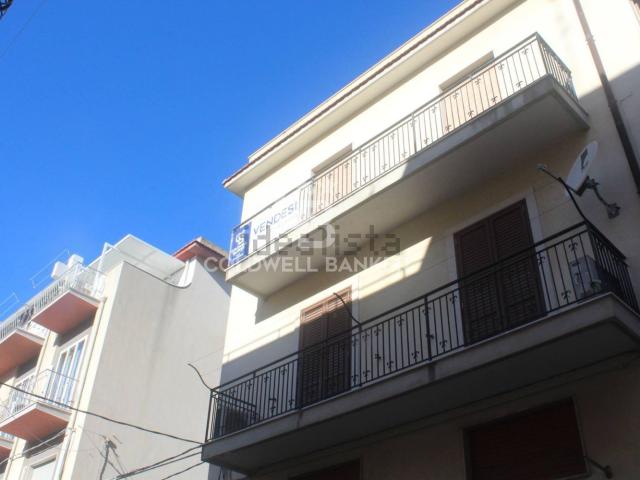 Appartamento in vendita di 120 m² in Via Saffi, 182