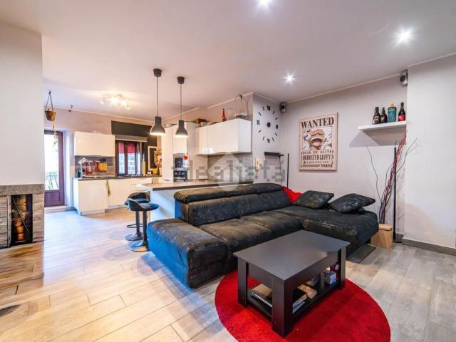 Appartamento in vendita di 120 m² in Via San Maria, 57