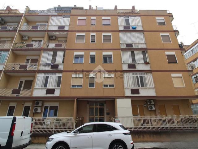 Appartamento in vendita di 120 m² in Via San Martino della Battaglia, 21