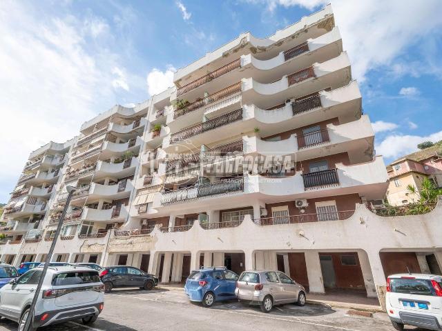 Appartamento in vendita di 120 m² in Via San Basilio Magno, 8