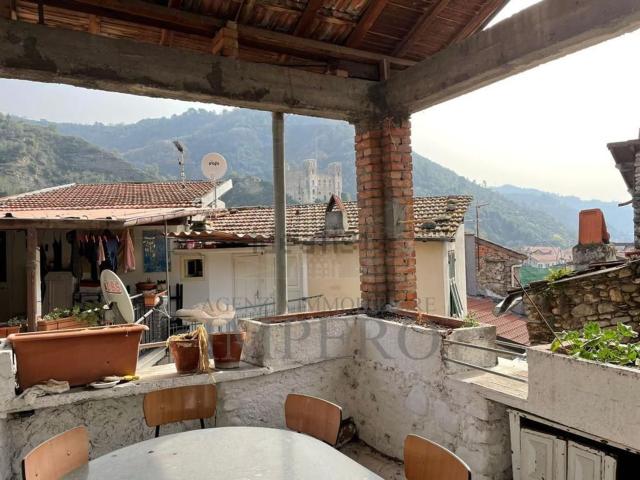 Appartamento in vendita di 120 m² in Via San Bernardo