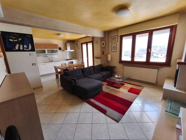 Appartamento in vendita di 120 m² in Via San Daniele, 62