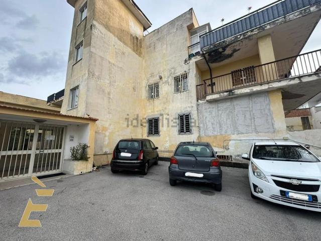Appartamento in vendita di 120 m² in Via San Francesco a Patria, 366