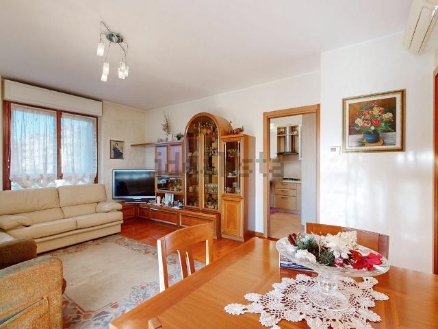 Appartamento in vendita di 120 m² in Via San Rocco, 3